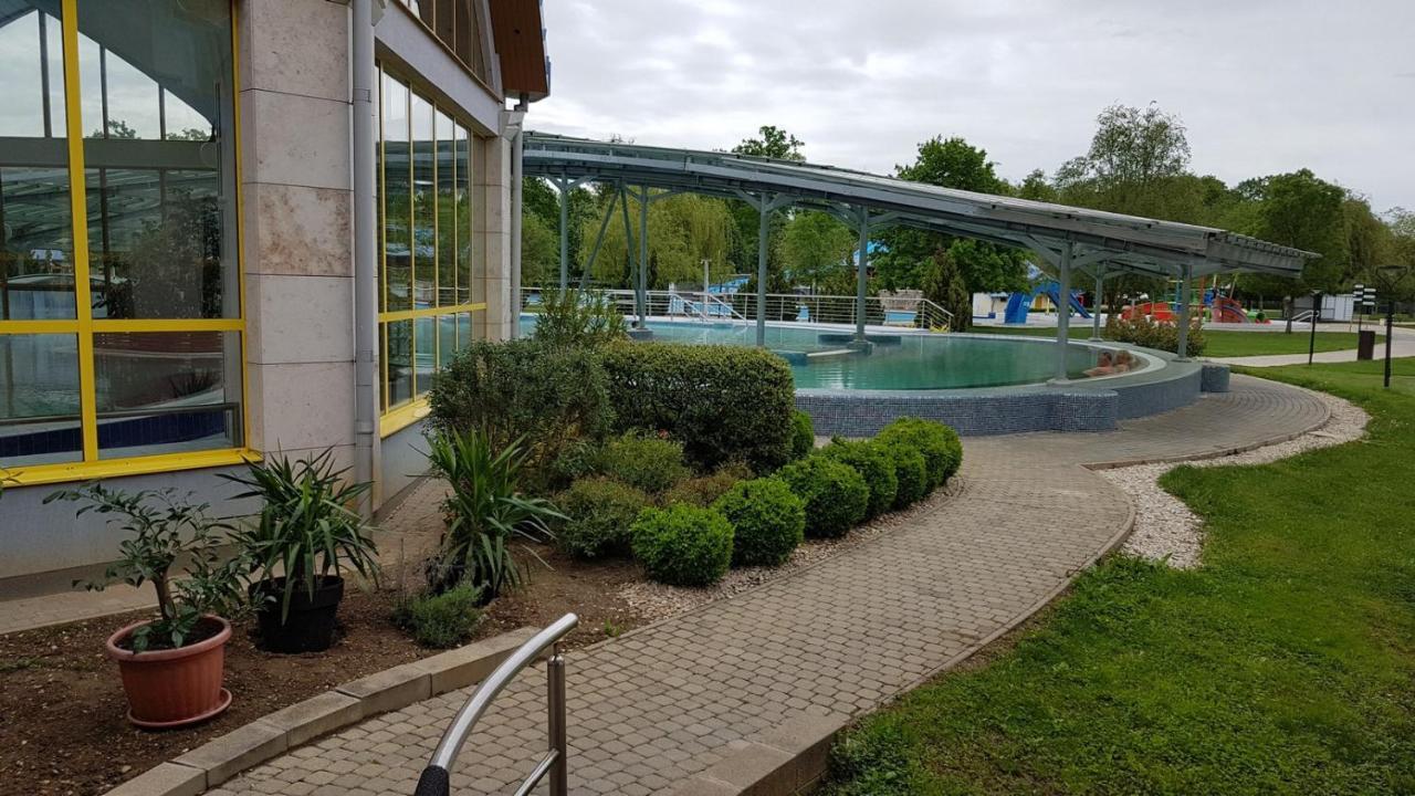 Zafir Sziget Apartman Шарвар Екстер'єр фото